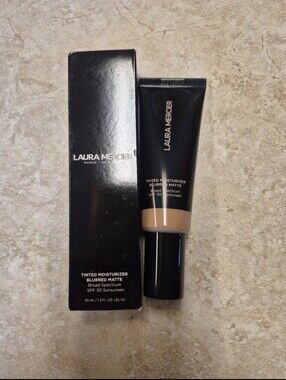 Laura Mercier Tinted Moisturizer Blurred Matte Spf 30 3C Fawn